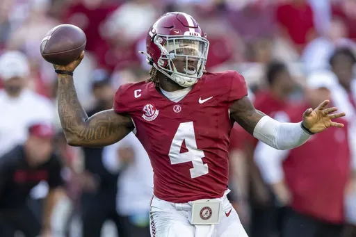 Alabama quarterback Jalen Milroe looks to throw against Missouri during the second half of an NCAA college football game, Saturday, Oct. 26, 2024, in Tuscaloosa, Ala. (AP Photo/Vasha Hunt)