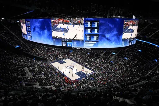 The Los Angeles Clippers play the Dallas Mavericks during the first half of an NBA preseason basketball game Monday, Oct. 14, 2024, in Inglewood, Calif. (AP Photo/Jae C. Hong)