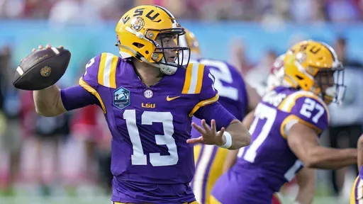 LSU quarterback Garrett Nussmeier throws a pass against Wisconsin during the first half of the ReliaQuest Bowl NCAA college football game, Jan. 1, 2024, in Tampa, Fla. (AP Photo/Chris O'Meara, File)